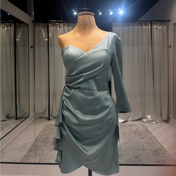 One-Shoulder Ocean Blue Short Dress - Picture 1 of 3